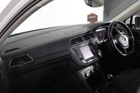 USED 2016 66 VOLKSWAGEN TIGUAN 2.0 TDI BlueMotion Tech SEL SUV 5dr Diesel Manual 4Motion Euro 6 (s/s) (150 ps) 8 stamp SERVICE HISTORY - 2 KEYS - 3 OWNERS
