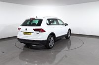 USED 2016 66 VOLKSWAGEN TIGUAN 2.0 TDI BlueMotion Tech SEL SUV 5dr Diesel Manual 4Motion Euro 6 (s/s) (150 ps) 8 stamp SERVICE HISTORY - 2 KEYS - 3 OWNERS
