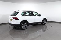 USED 2016 66 VOLKSWAGEN TIGUAN 2.0 TDI BlueMotion Tech SEL SUV 5dr Diesel Manual 4Motion Euro 6 (s/s) (150 ps) 8 stamp SERVICE HISTORY - 2 KEYS - 3 OWNERS