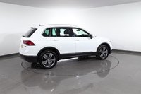 USED 2016 66 VOLKSWAGEN TIGUAN 2.0 TDI BlueMotion Tech SEL SUV 5dr Diesel Manual 4Motion Euro 6 (s/s) (150 ps) 8 stamp SERVICE HISTORY - 2 KEYS - 3 OWNERS