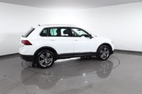 USED 2016 66 VOLKSWAGEN TIGUAN 2.0 TDI BlueMotion Tech SEL SUV 5dr Diesel Manual 4Motion Euro 6 (s/s) (150 ps) 8 stamp SERVICE HISTORY - 2 KEYS - 3 OWNERS