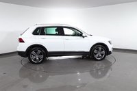 USED 2016 66 VOLKSWAGEN TIGUAN 2.0 TDI BlueMotion Tech SEL SUV 5dr Diesel Manual 4Motion Euro 6 (s/s) (150 ps) 8 stamp SERVICE HISTORY - 2 KEYS - 3 OWNERS
