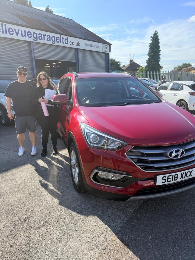 View our HYUNDAI SANTA FE