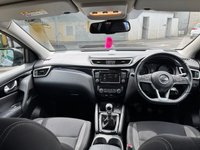USED 2020 70 NISSAN QASHQAI 1.3 DIG-T Acenta Premium SUV 5dr Petrol Manual Euro 6 (s/s) (140 ps) 
