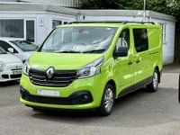 USED 2017 09 RENAULT TRAFIC 1.6 dCi ENERGY 29 Sport Nav Crew Van Double Cab 6dr Diesel Manual LWB Euro 6 (s/s) (145 ps) One Owner | Bamboo Green