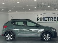 USED 2025 25 DACIA SANDERO STEPWAY 1.0 TCe Expression Hatchback 5dr Petrol Manual Euro 6 (s/s) (90 ps) 