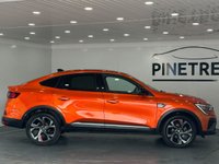 USED 2022 22 RENAULT ARKANA 1.6 E-TECH r.s. line SUV 5dr Petrol Hybrid Auto 2WD Euro 6 (s/s) (145 bhp) 