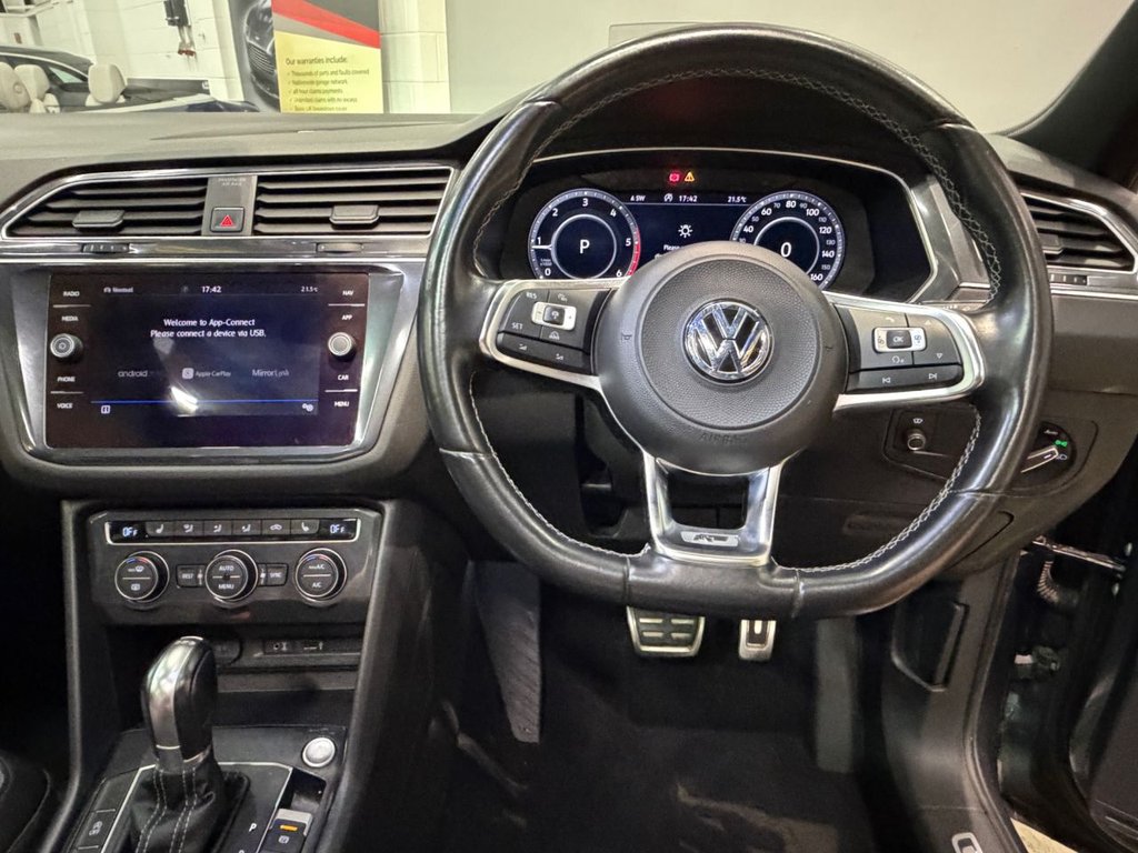 USED 2017 17 VOLKSWAGEN TIGUAN 2.0 TDI BlueMotion Tech R-Line SUV 5dr Diesel DSG 4Motion Euro 6 (s/s) (190 ps) 