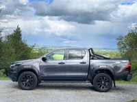 USED 2023 73 TOYOTA HI-LUX 2.8 D-4D Invincible X Pickup Double Cab 4dr Diesel Auto 4WD Euro 6 (s/s) (204 ps) 