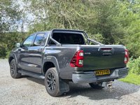 USED 2023 73 TOYOTA HI-LUX 2.8 D-4D Invincible X Pickup Double Cab 4dr Diesel Auto 4WD Euro 6 (s/s) (204 ps) 