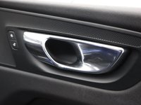 USED 2017 67 VOLVO XC60 2.0 D4 R-Design SUV 5dr Diesel Auto AWD Euro 6 (s/s) (190 ps) HEATED MIRRORS | WINTER PACK