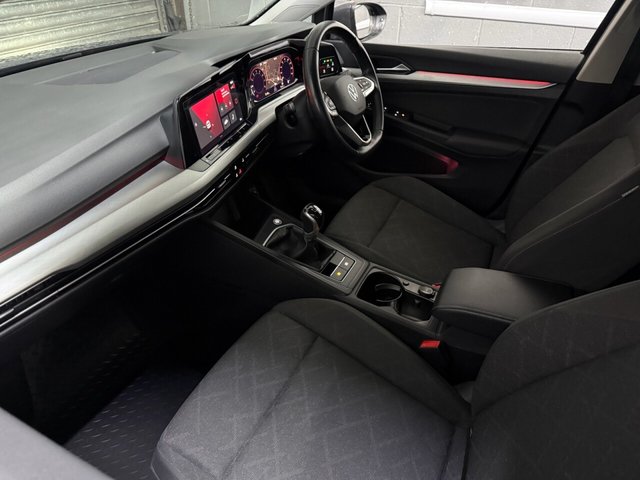 View our VOLKSWAGEN GOLF