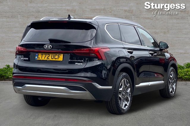 View our HYUNDAI SANTA FE