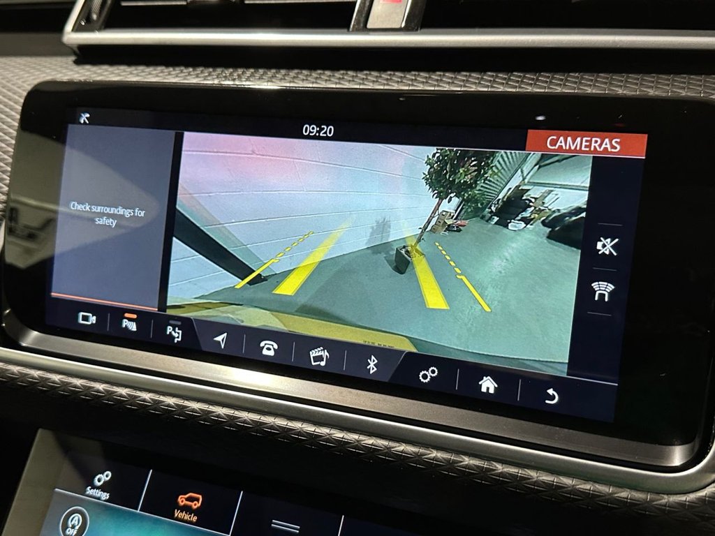 USED 2020 20 LAND ROVER RANGE ROVER VELAR 2.0 D180 R-Dynamic SE SUV 5dr Diesel Auto 4WD Euro 6 (s/s) (180 ps) 