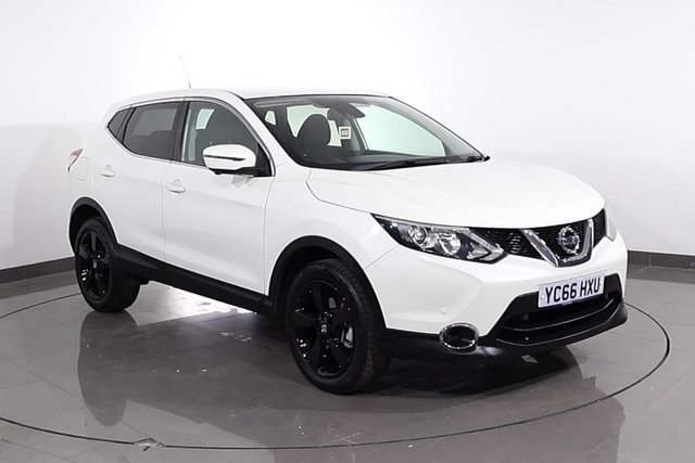 View our NISSAN QASHQAI