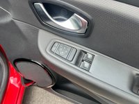 USED 2017 17 RENAULT CLIO 0.9 TCe Dynamique Nav Hatchback 5dr Petrol Manual Euro 6 (s/s) (90 ps) ** FANTASTIC VALUE FOR MONEY! **