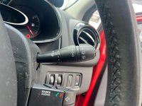 USED 2017 17 RENAULT CLIO 0.9 TCe Dynamique Nav Hatchback 5dr Petrol Manual Euro 6 (s/s) (90 ps) ** FANTASTIC VALUE FOR MONEY! **