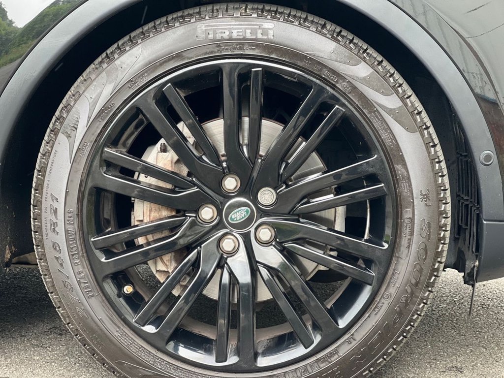 USED 2019 19 LAND ROVER DISCOVERY 3.0 SD V6 HSE Luxury SUV 5dr Diesel Auto 4WD Euro 6 (s/s) (306 ps) REAR TV'S  / SLIDING PAN ROOF