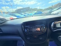 USED 2015 15 VAUXHALL VIVA 1.0i SL Hatchback 5dr Petrol Manual Euro 6 (75 ps) Great Colour Option + Parking Sensors & Air Con