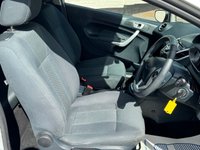 USED 2011 61 FORD FIESTA 1.4 Titanium Hatchback 3dr Petrol Automatic (154 g/km, 94 bhp) LOVELY HIGH SPEC AUTOMATIC!