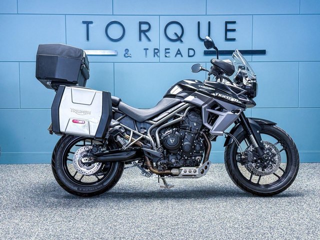 View our TRIUMPH TIGER 800