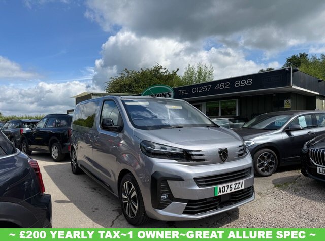 View our PEUGEOT E- Traveller