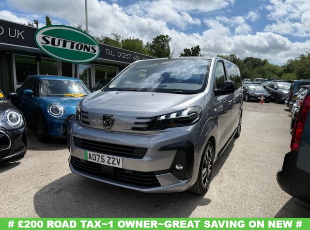 View our PEUGEOT E- Traveller