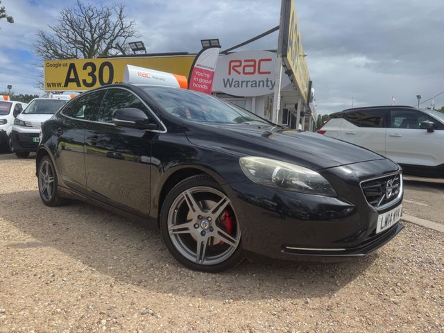 View our VOLVO V40