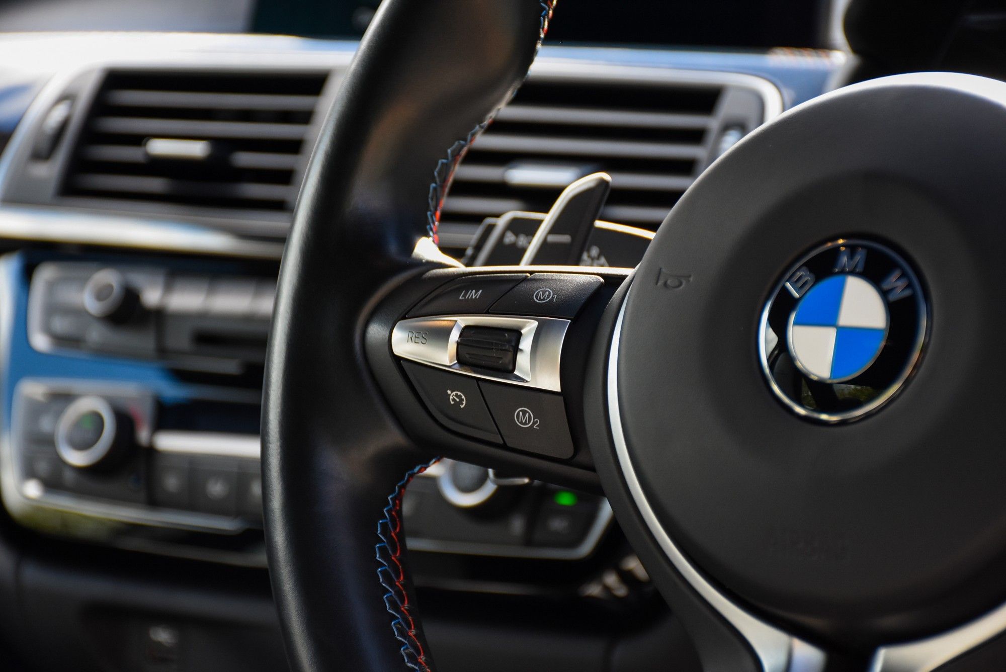 USED 2020 70 BMW M4 3.0 BiTurbo Heritage Edition Coupe 2dr Petrol DCT Euro 6 (s/s) (450 ps) 