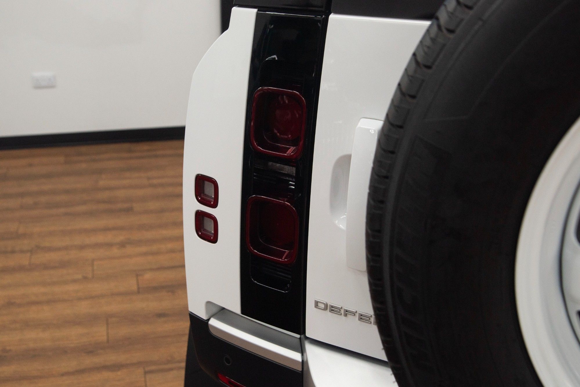 USED 2022 72 LAND ROVER DEFENDER 90 0.0L 