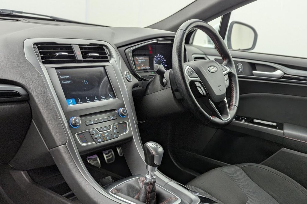 USED 2020 20 FORD MONDEO 2.0 TDCi ST-Line Hatchback 5dr Diesel Manual Euro 6 (s/s) (150 ps) Sat Nav, 18" Alloys, Cruise