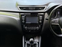 USED 2018 18 NISSAN QASHQAI 1.5 dCi N-Connecta SUV 5dr Diesel Manual Euro 6 (s/s) (110 ps) + SERVICE HISTORY + 18" ALLOY WHEELS + SIX (6) SPEED MANUAL GEARBOX + DAYTIME RUNNING LIGHTS + SATELLITE NAVIGATION + AUTO HEADLIGHTS + REAR PARKING SENSORS + REAR CAMERA + REAR PRIVACY GLASS + DUAL CLIMATE CONTROL + CRUISE CONTROL + BLUETOOTH / TELEPHONE PREPARATION + RADIO / USB / DAB / MP3 PLAYER + MUCH MUCH MORE...