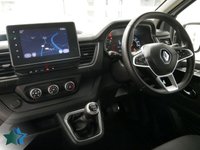 USED 2023 23 RENAULT TRAFIC SL28 2.0 BLUEDCI 130 BHP SWB SPORT NAV EDITION 1 OWNER | AIR CON | SPORT NAV !