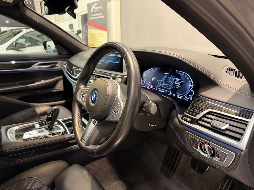 USED 2021 71 BMW 7 SERIES 3.0 745e 12kWh M Sport Saloon 4dr Petrol Plug-in Hybrid Auto Euro 6 (s/s) (394 ps) 