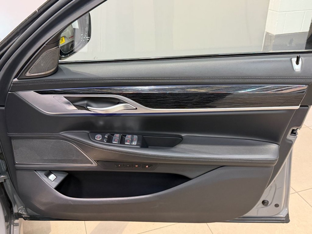 USED 2021 71 BMW 7 SERIES 3.0 745e 12kWh M Sport Saloon 4dr Petrol Plug-in Hybrid Auto Euro 6 (s/s) (394 ps) 