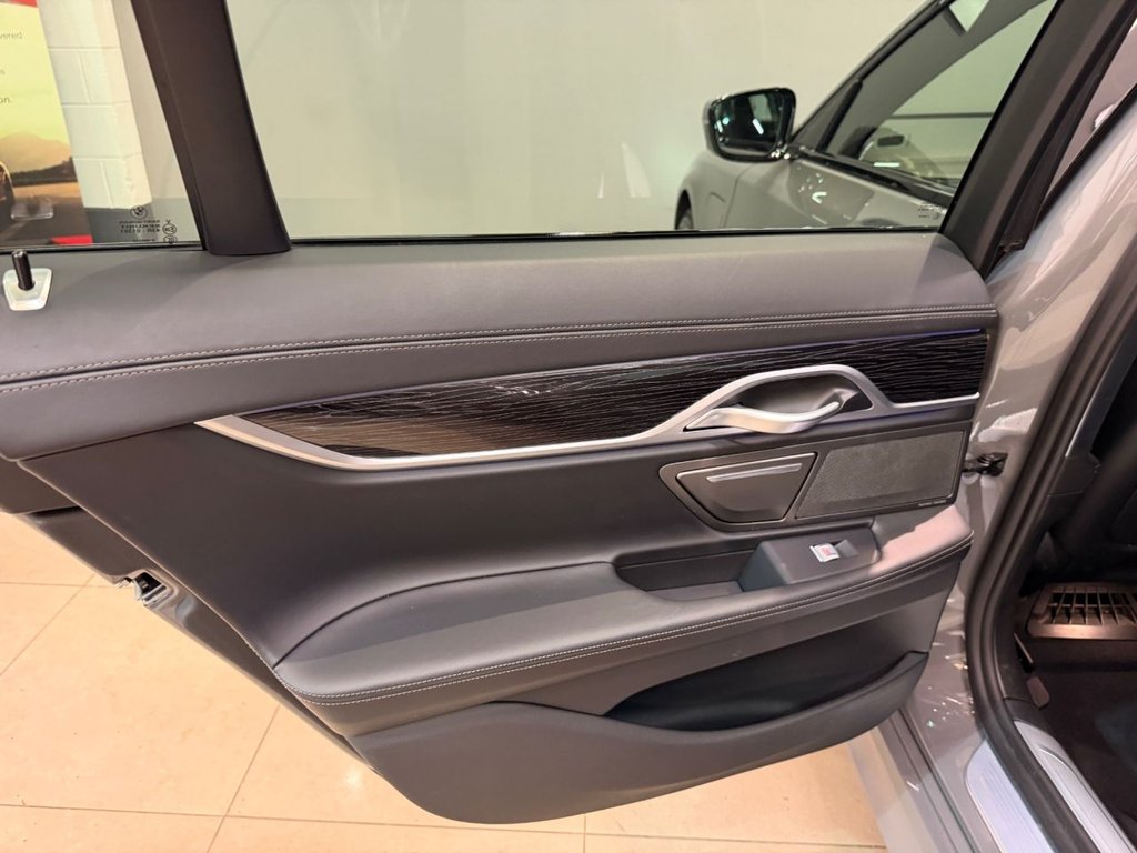 USED 2021 71 BMW 7 SERIES 3.0 745e 12kWh M Sport Saloon 4dr Petrol Plug-in Hybrid Auto Euro 6 (s/s) (394 ps) 