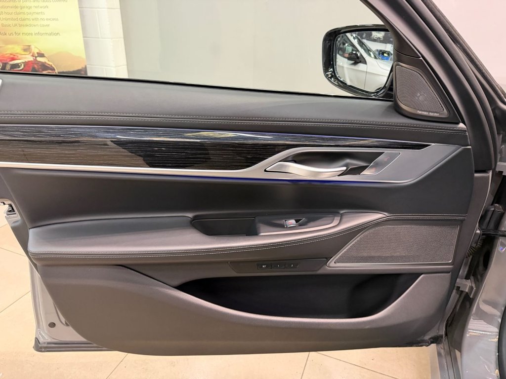 USED 2021 71 BMW 7 SERIES 3.0 745e 12kWh M Sport Saloon 4dr Petrol Plug-in Hybrid Auto Euro 6 (s/s) (394 ps) 