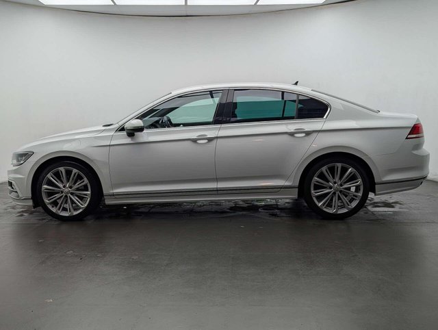 USED 2016 66 VOLKSWAGEN PASSAT 2.0 Passat R-Line TDI BlueMotion Technology Semi-Auto 4dr CLICK+COLLECT / HOME DELIVERY
