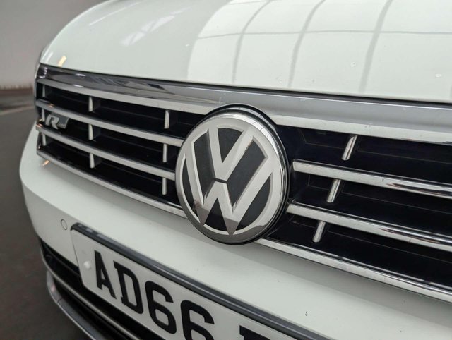 USED 2016 66 VOLKSWAGEN PASSAT 2.0 Passat R-Line TDI BlueMotion Technology Semi-Auto 4dr CLICK+COLLECT / HOME DELIVERY