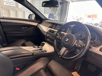 USED 2014 64 BMW 5 SERIES 3.0 535d M Sport Saloon 4dr Diesel Auto Euro 6 (s/s) (313 ps)+PARKING SENSORS+19