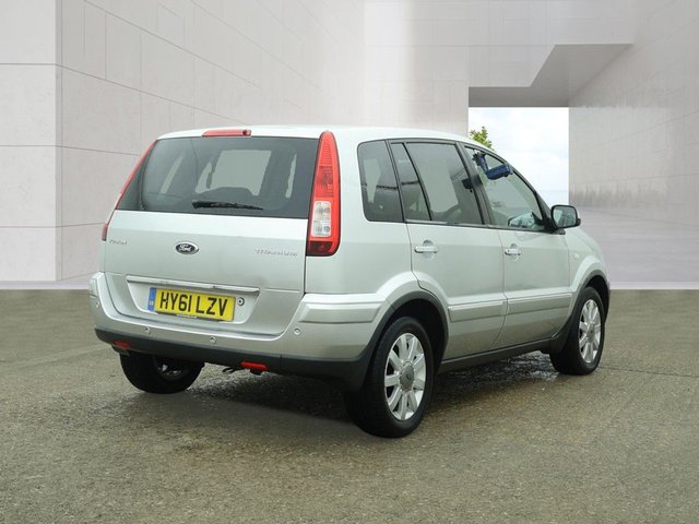 View our FORD FUSION