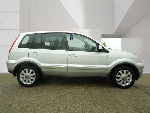 View our FORD FUSION