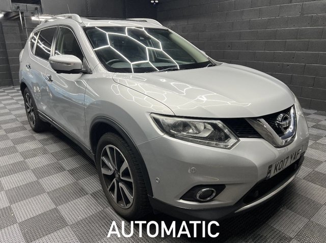 View our NISSAN X-TRAIL