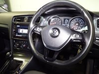 USED 2017 17 VOLKSWAGEN GOLF 1.4 TSI BlueMotion Tech SE Nav Hatchback 5dr Petrol Manual Euro 6 (s/s) (125 ps) &pound;35 TAX-9 VW SERVICES-CRUISE-APPLE CAR PLAY/ANDROID-PARK SENSORS