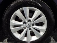 USED 2017 17 VOLKSWAGEN GOLF 1.4 TSI BlueMotion Tech SE Nav Hatchback 5dr Petrol Manual Euro 6 (s/s) (125 ps) &pound;35 TAX-9 VW SERVICES-CRUISE-APPLE CAR PLAY/ANDROID-PARK SENSORS