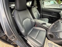USED 2021 21 LEXUS UX 2.0 250h SUV 5dr Petrol Hybrid E-CVT Euro 6 (s/s) (184 ps) **FULL SERVICE HISTORY*