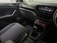 USED 2019 69 VOLKSWAGEN T-CROSS 1.0 TSI SE SUV 5dr Petrol Manual Euro 6 (s/s) (115 ps) 