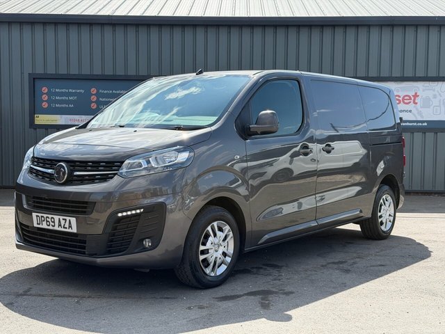 View our VAUXHALL VIVARO