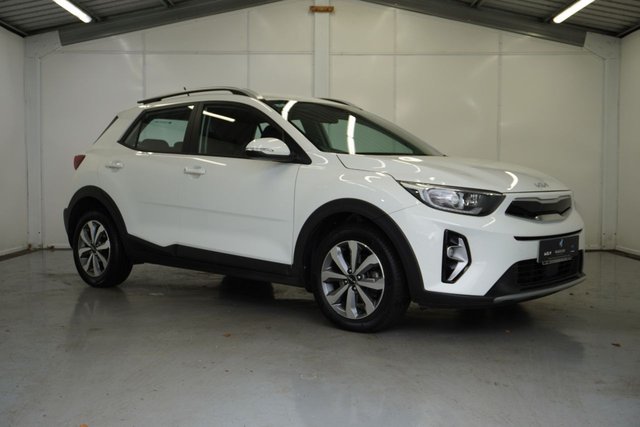 View our Kia Stonic range