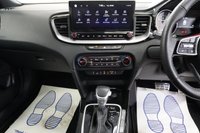 USED 2025 KIA CEED 1.5 T-GDi GT-Line Hatchback 5dr Petrol DCT Euro 6 (s/s) (138 bhp) Sold new by ourselves, Auto,  Warranty 2032